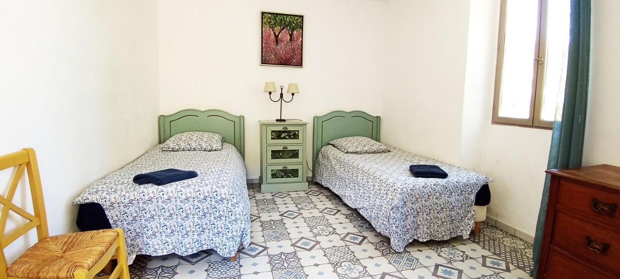 Le Mas Des Fontettes, Gite 14 Personnes, Piscine Chauffee, Propriete 5Ha, Barbecue Sahune Exterior photo